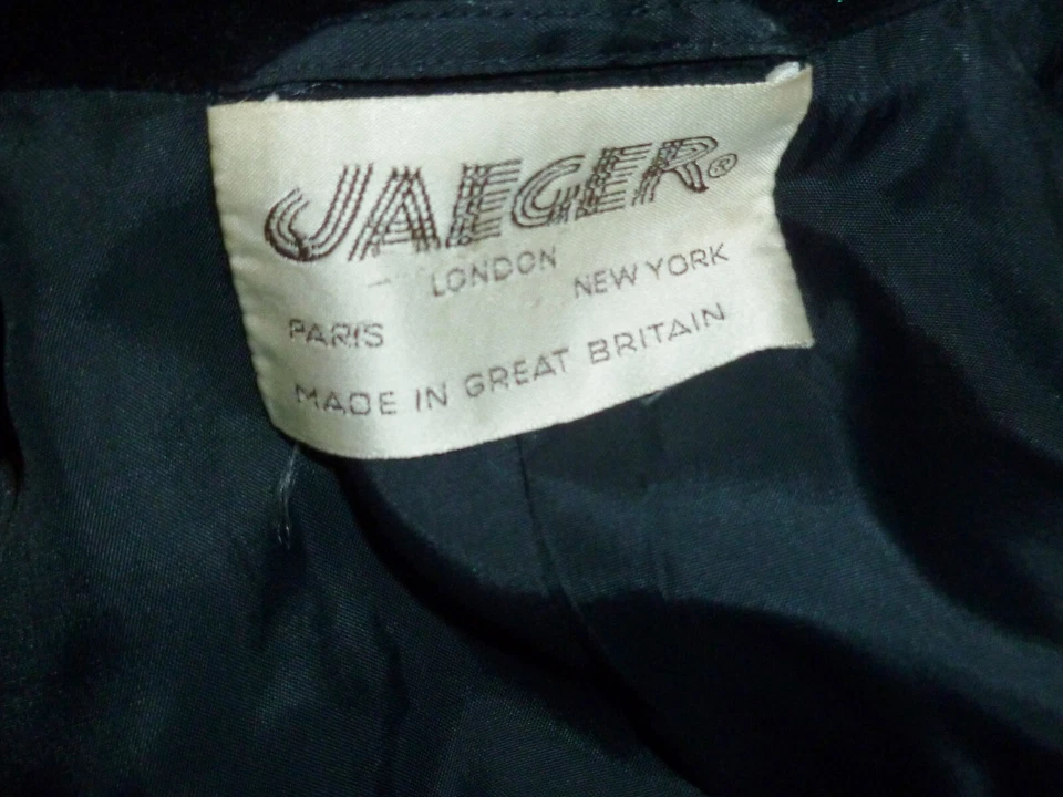 Blazer Chaqueta De Colección Jaeger Gris Lana Negro Cuello Terciopelo Talla 10 Traje Para Mujer Foto 4 de 4