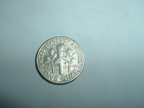 1956 P Roosevelt Dime Collectible Antique Coin 90% Silver - Picture 2 of 2