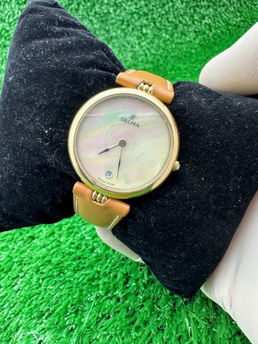 CLASSIC GOLDEN DELMA GENEVE ROUND WATCH SEASHELL DIAL SWISS MADE 80s RARE - Picture 14 of 14