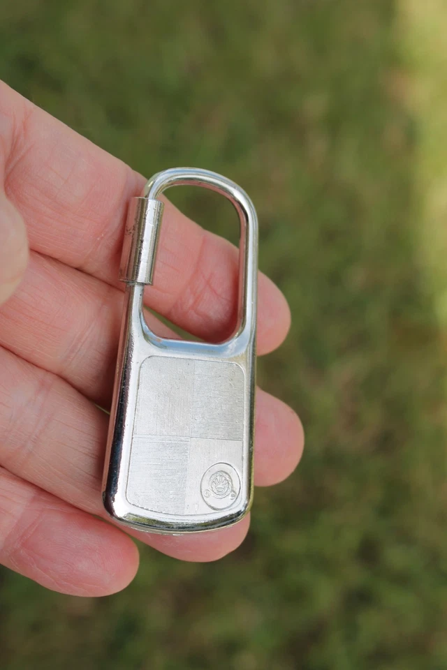 Vintage Datsun auto key holder - Image 4 of 4