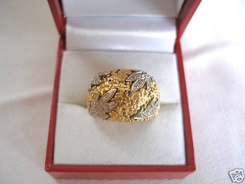  .33 Ct. Diamond  18K Gold 'Nugget' Style Dome Cocktail Ring  - Foto 1 di 6