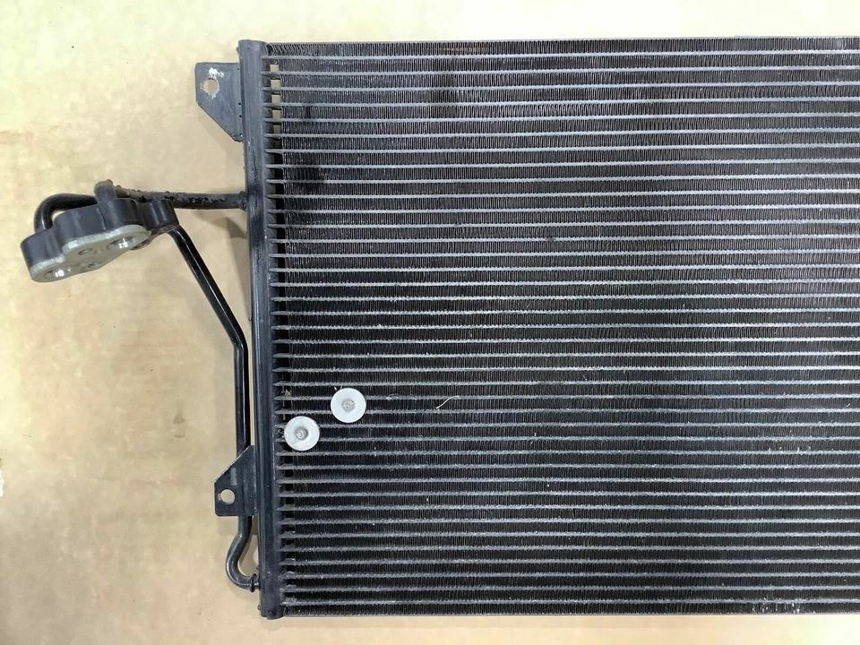 2004 2010 VOLKSWAGEN TOUAREG 7L 3.2L AC AIR CONDITIONING CONDENSER RADIATOR OEM+ - Image 2 of 4