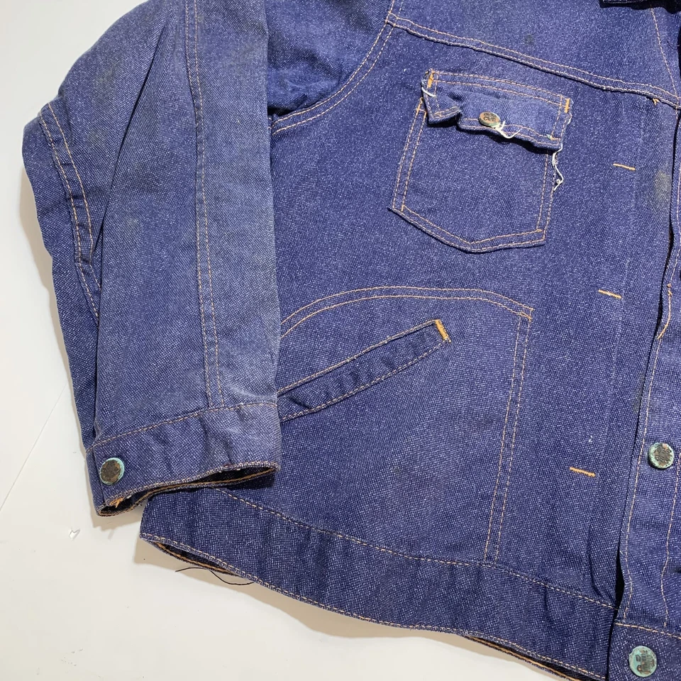 Vintage DeeCee Denim Jacket Dark Washed 1970’s Fashion USA Made Men’s Medium - Image 2 of 4