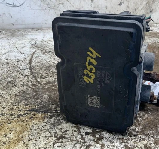 Насос антиблокировочный тормозной в сборе 2009-2011 Volkswagen Routan от оригинального производителя ABS - Изображение 2 из 2