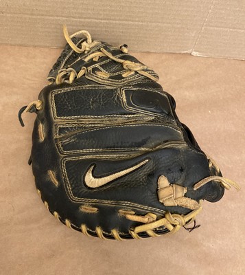 nike catching gloves