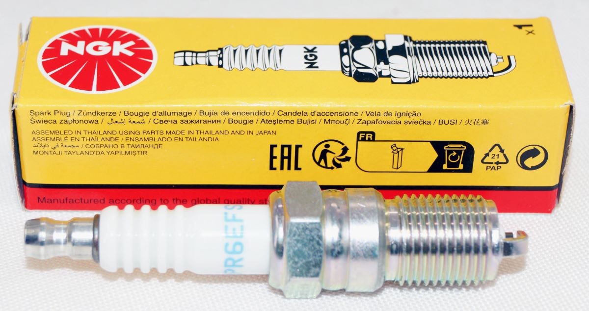 Genuine NGK 3623 Marine Spark Plugs BPR6EFS MerCruiser Mercury