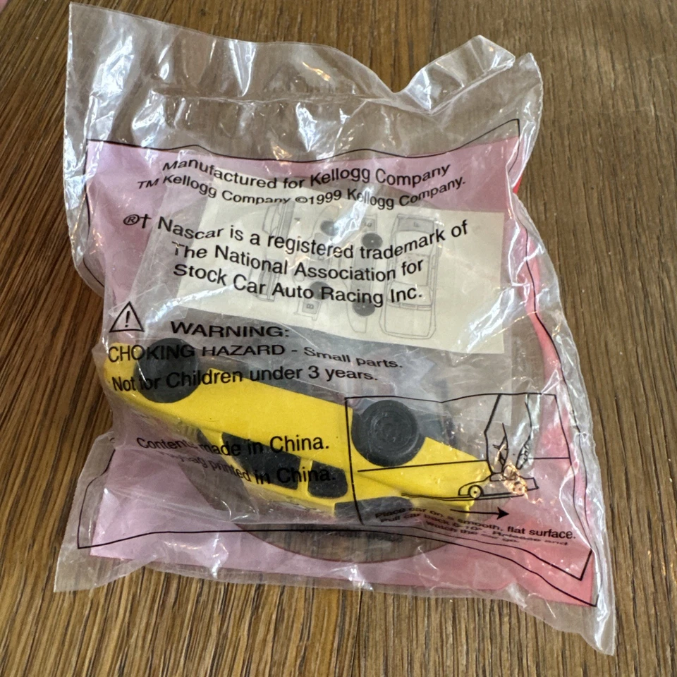 Coche de carreras Kellogg's NASCAR 1999 Pull n' Go #5, Terry Labonte Nascar Racers 1:64 Foto 4 de 4