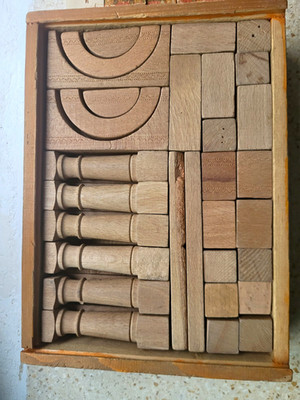 Holzbauklötze Holzbausteine Set im Holzkasten mit Schiebedeckel