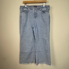 NYDJ Teresa Wide Leg Cropped Jeans Light Wash Frayed Hem Women's Size 14