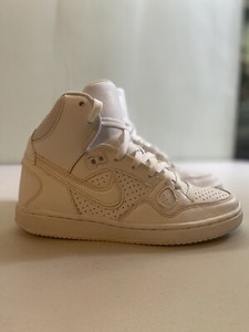 nike son of force cano alto