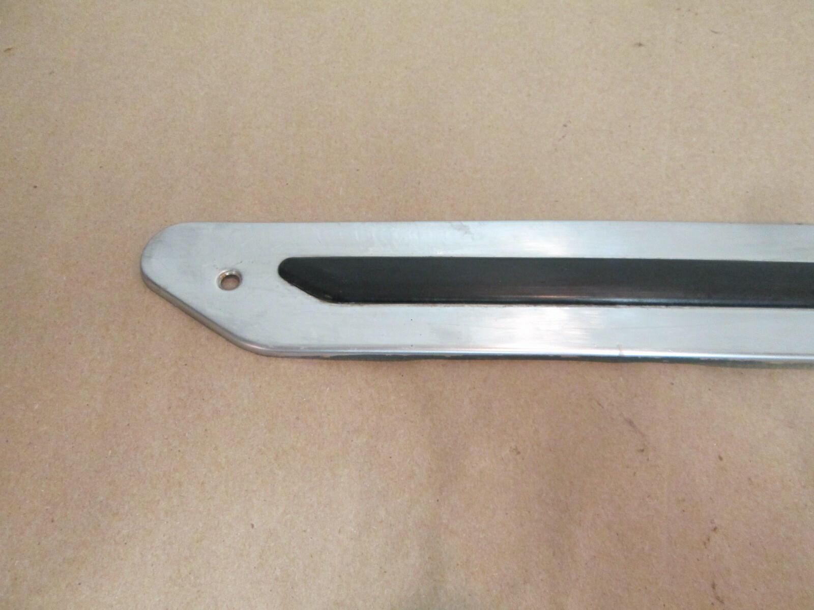 Rolls Royce Silver Shadow II 1980 - LH Rear Door Chrome Sill Plate