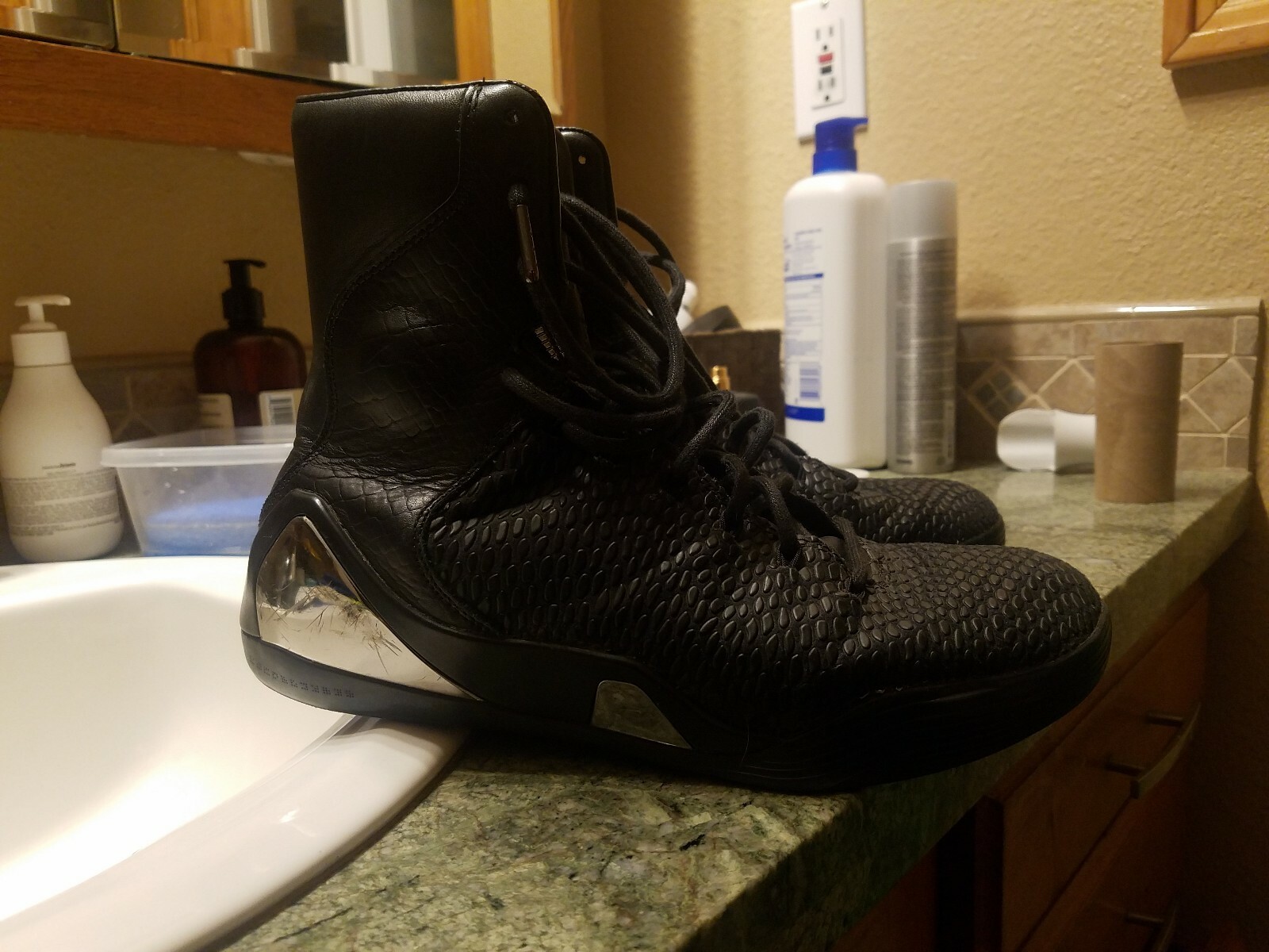 kobe 9 black mamba