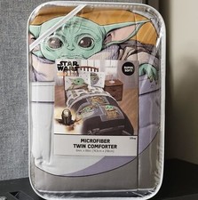 STAR WARS THE MANDALORIAN CURIOUS CHILD BABY YODA MICROFIBER TWIN BED COMFORTER
