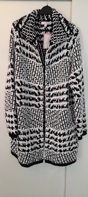 New Julipa Open Blackand White Long Cardigan Size 16/18