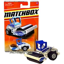 Year 2010 Matchbox Construction 1:64 Die Cast Car #43 - White Blue ROAD ROLLER