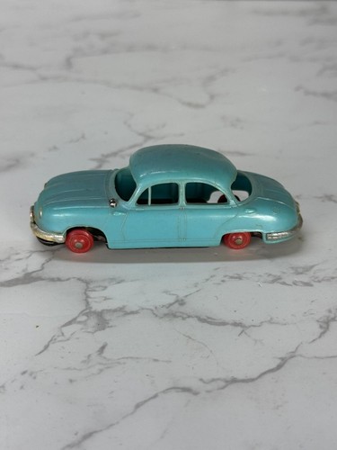 Norev - Panhard Dyna 1/43 - Picture 4 of 7