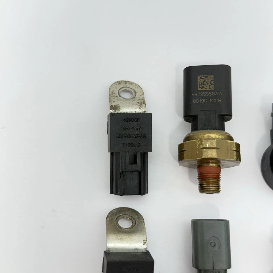 2015-2023 Dodge Challenger Oil Pressure Ignition Capacitor Sensors 8pcs OEM - Image 3 of 4