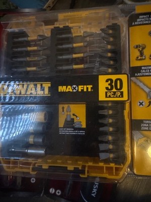 DEWALT DWAMF30 MAXFIT Impact Screwdriving Set w Sleeve (30-Piece) Connect Case