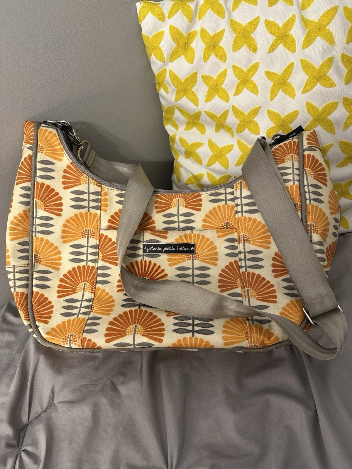PETUNIA PICKLE BOTTOM Touring Tote SUNLIT STOCKHOLM Baby Diaper Bag Mat