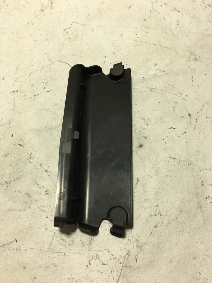 BMW 530e xDrive 2018-2023 cubierta de admisión de aire cabina con sensor de temperatura OEM Foto 4 de 4