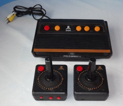 Atari Flashback 4 Classic Game Console W/ 2 Controllers Black Tested