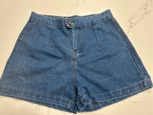 NEW Denim Shorts High Waist M 28” waist