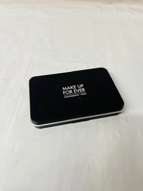 Base en polvo borrosa piel terciopelo mate Make Up For Ever, ELIGE TONO - NUEVA Foto 3 de 4