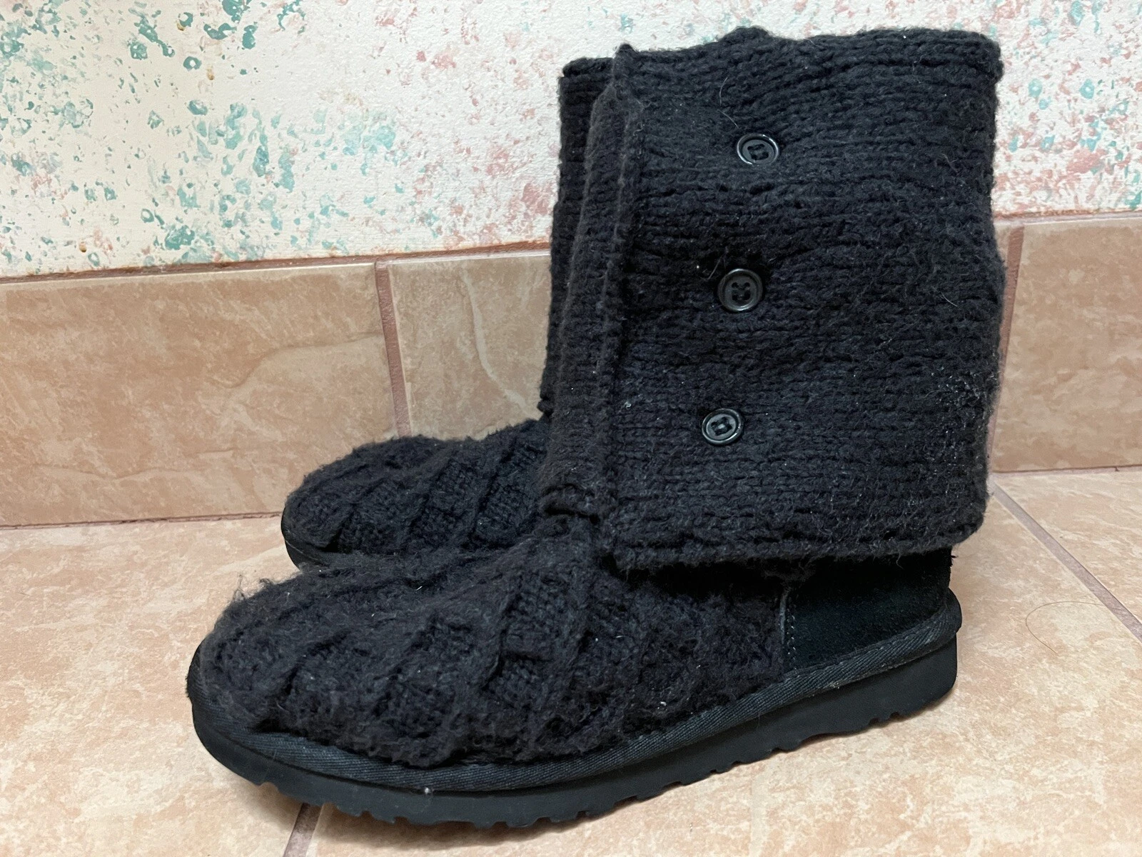UGG Australia Boots Lattice 3066 Cardy maglione maglia triplo bottone nero taglia 7