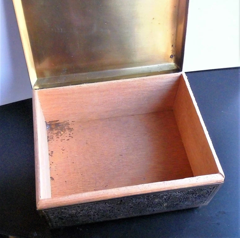 alter Humidor Zigarrenkiste Zigarrenbox Messing + Holz - Bild 3 von 4