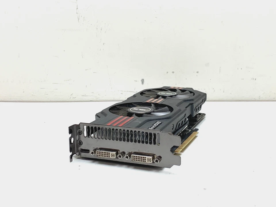 ASUS NVIDIA GeForce GTX 560 1GB GDDR5 GPU - Image 3 of 3