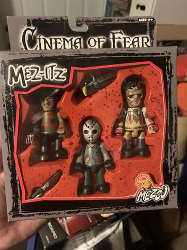 CINEMA OF FEAR MEZ-ITZ MEZCO FREDDY JASON TEXAS CHAIN SAW MASSACRE 2002 MOC 13th