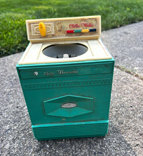 Suzy Homemaker Vintage Toy Clothes Washer Mini Appliance, Ages 4-7