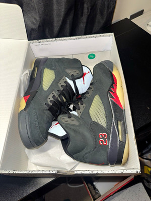 Jordan Air Jordan 5 Retro GORE-TEX Off-Noir/Fire Red DR0092-001 2022 W