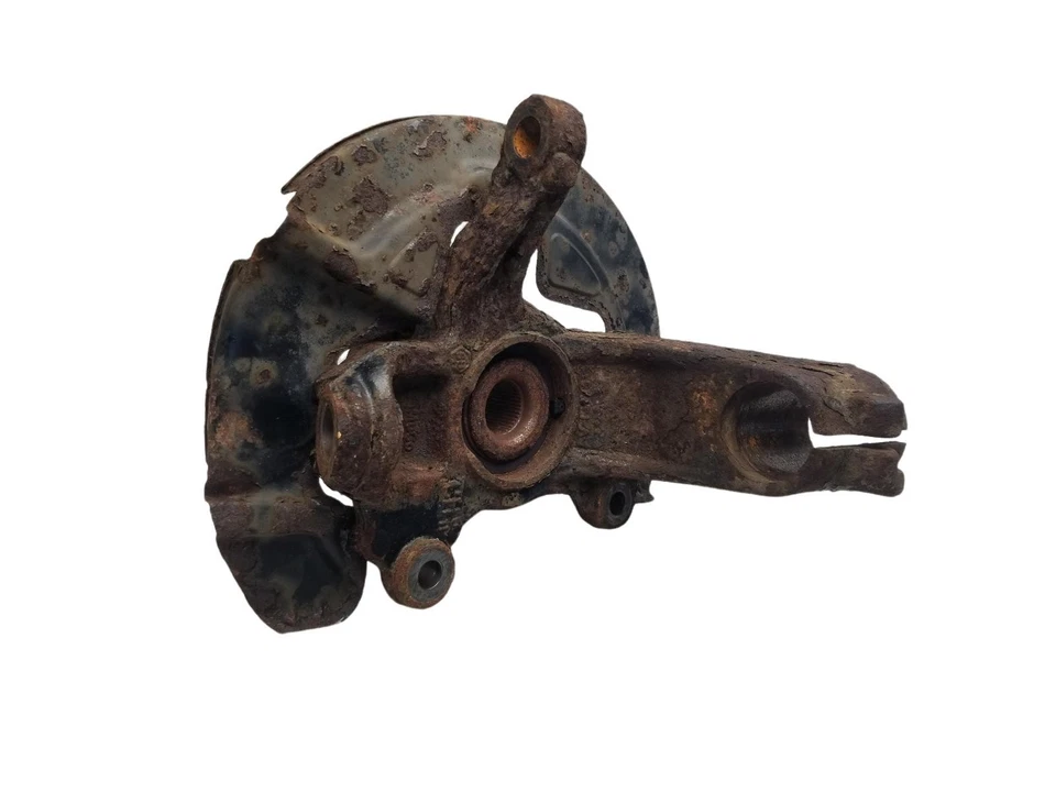 Volvo S60 Hub Stub Axle Left Near Side Front 1.6 Diesel 6 Speed Manual 2011 - Image 4 of 4