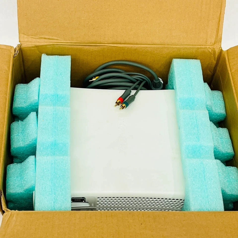 Microsoft Xbox 360 Game Home Console System White B4J-00107 without Front Panel - Image 2 of 4