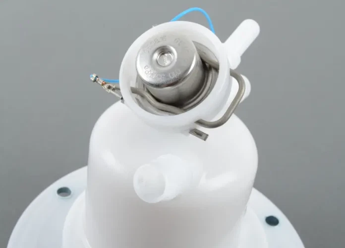 Fuel Filter Assembly For Mercedes C300 C350 CL550 E350 GLK350 S400 S550 GENUINE - Image 4 of 4