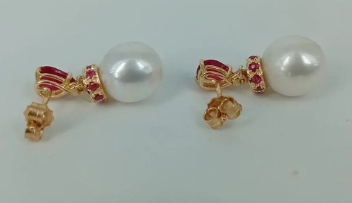 Pendientes De Rubíes, Diamantes Y Perlas En Oro Amarillo - Imagen 5 de 5