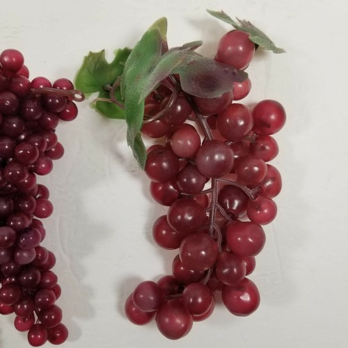 3 Red Grapes Clusters 7" Vintage Plastic Rubber Grape Bunches Decor - Picture 4 of 6