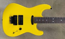 Charvel Usa Custom Shop San Dimas Hs Graffiti Yellow Pointy Headstock Guitar