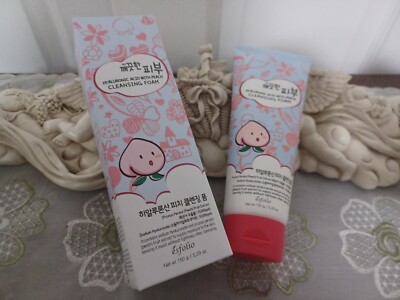 ESFOLIO HYALURONIC ACID & PEACH CLEANSING FOAM - BRAND NEW IN BOX - 5.29 OZ.