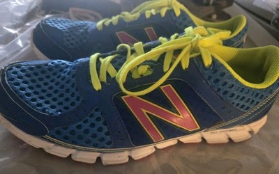 New Balance 750 V1 Shoes Womens Size 8.5 Running Athletic Sneakers *FAST SHIP*