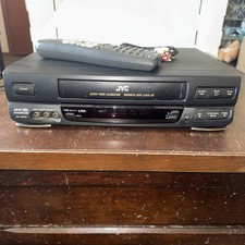JVC HR J633U 4 HEAD VCR With Remote AV Cables Tested Works Great 