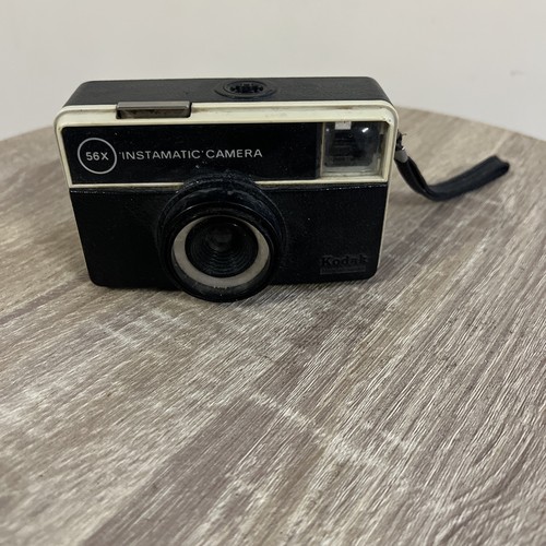 KODAK INSTAMATIC 56X FOTOCAMERA 126 CARTUCCIA PELLICOLA MADE IN ENGLAND - - Foto 1 di 5