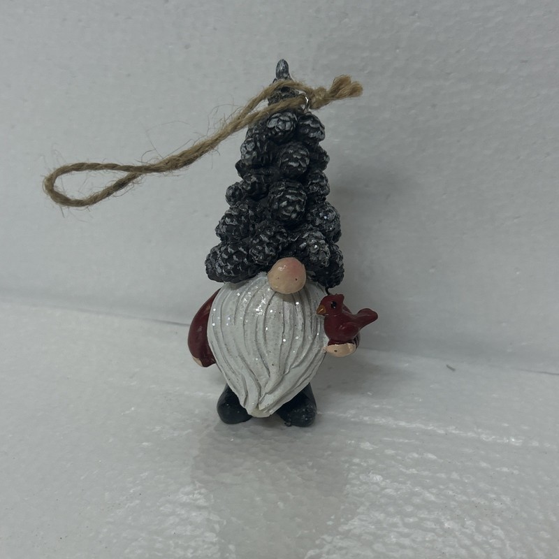 NEW 3.8" THE CHRISTMAS SHOPPE GNOME PINECONE HAT CARDINAL ORNAMENT SHIPS FREE