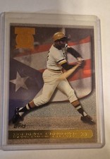 1998 Topps - A Tribute to Roberto Clemente Roberto Clemente #RC3