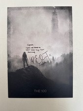 Cadre en metal The 100 signée par Eliza Taylor (Clarke Griffin)