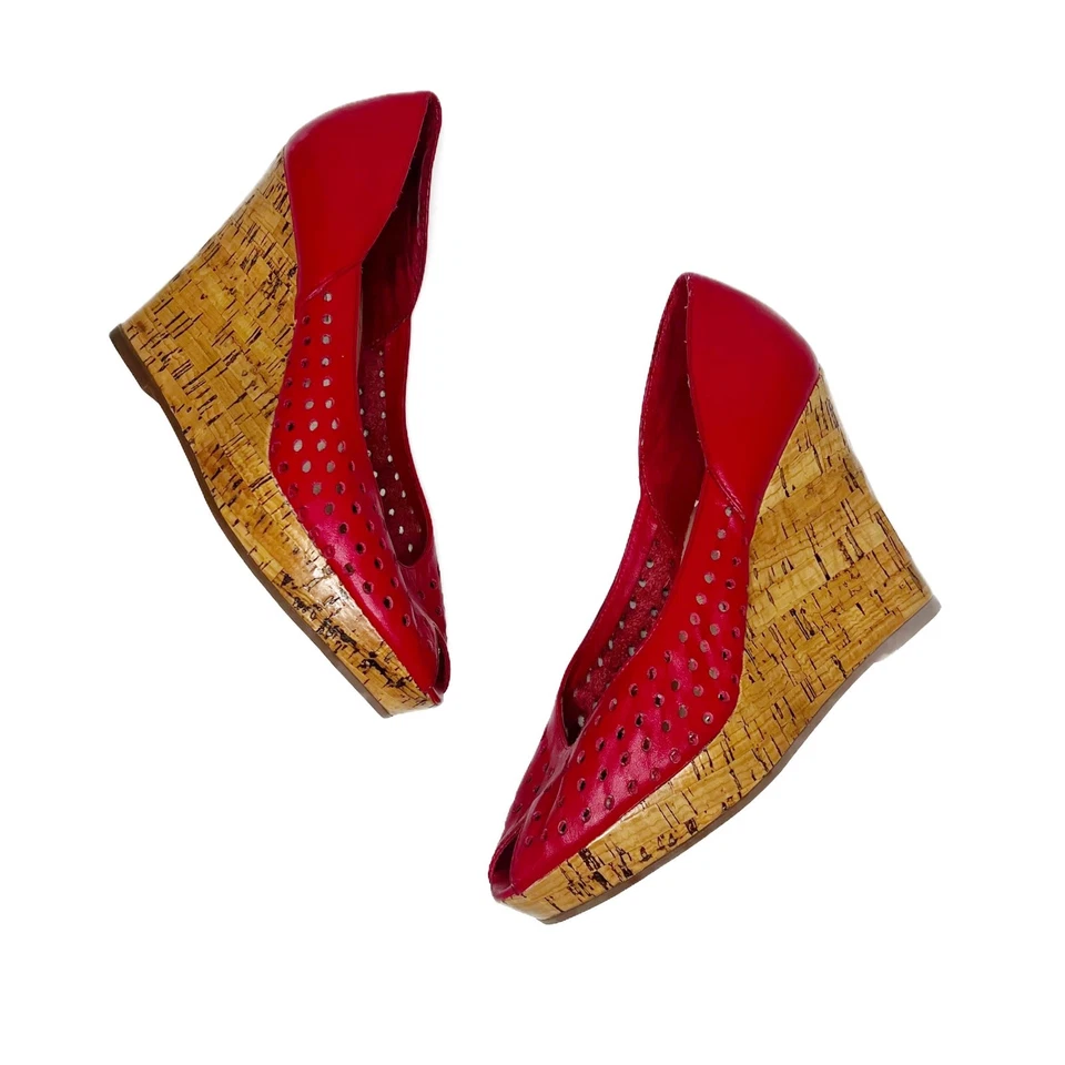 Steve Madden Plataforma Visible Punta Abierta Tacones de Cuña Cuero Rojo Perforado 6 B  Foto 2 de 4