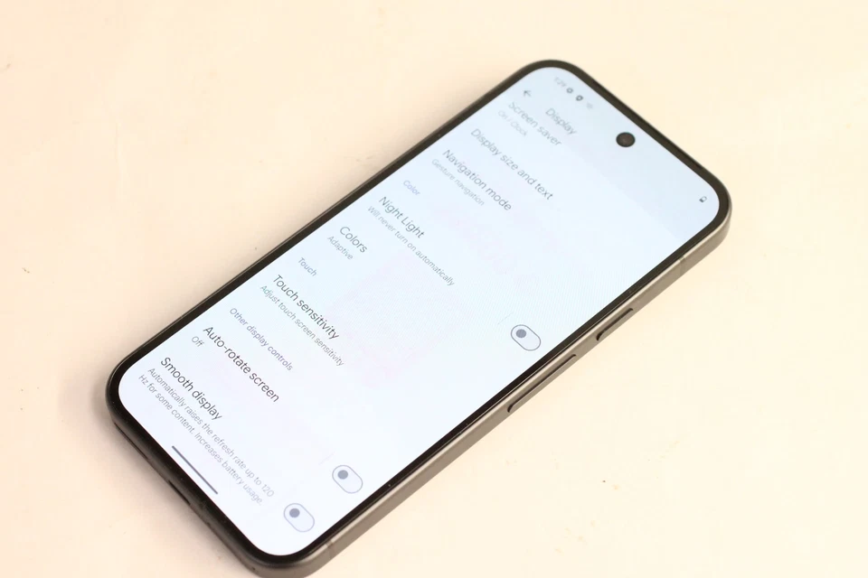 Google Pixel 9 128GB Obsidian, Ottime condizioni, Burn-in del display - Immagine 2 di 4