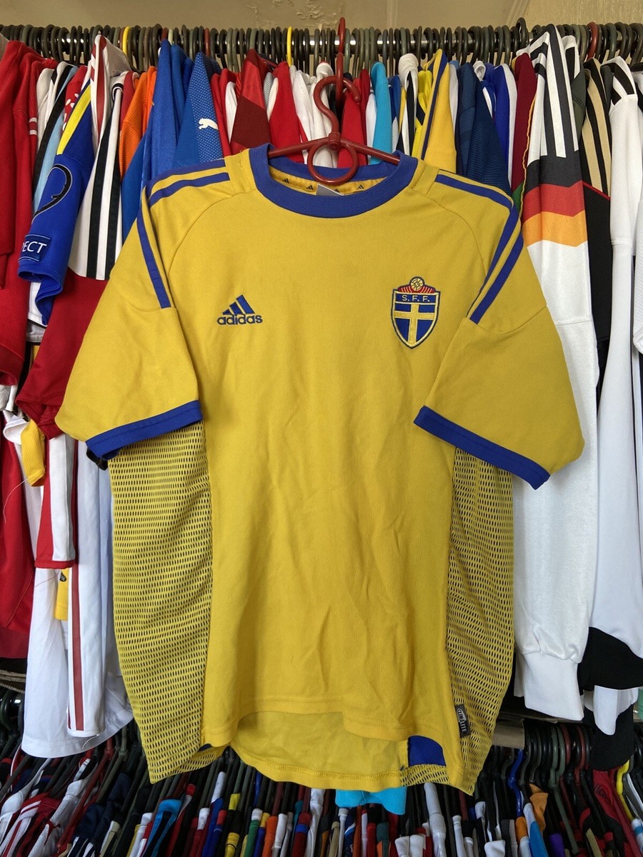 SWEDEN 2002 2003 HOME FOOTBAL SHIRT SOCCER JERSEY ADIDAS sz M MEN