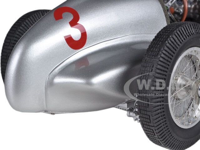Mercedes-Benz 1/18scale ミニチュア模型 MERCEDES-BENZ W125 #3 1937 GP DONINGTON 1/18 DIECAST MODEL